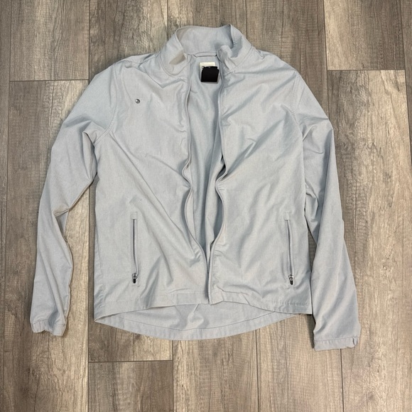 Vuori Men's Gray Windbreaker Jacket - Picture 1 of 4